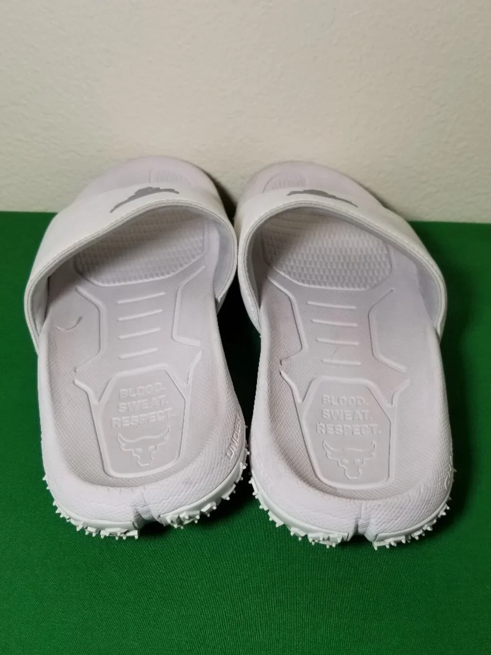 Under Armour White Rock Slide 2.0 Men Size 8 Michelin Tire Project Rock Shoes